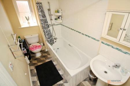 2 bedroom Terraced House for sale in Preston Close, Syston, LE7