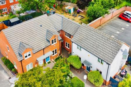 2 bedroom Terraced House for sale in Preston Close, Syston, LE7