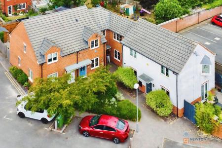 2 bedroom Terraced House for sale in Preston Close, Syston, LE7