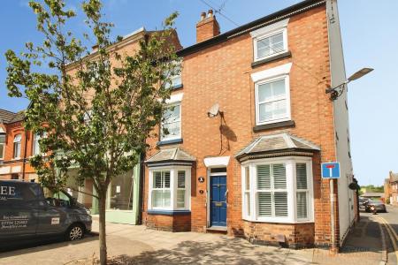 3 bedroom Terraced House for sale in The Green, Syston, LE7
