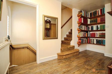 3 bedroom Terraced House for sale in The Green, Syston, LE7