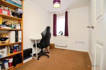 3 bedroom Semi-detached house for sale in Adventurer Way, Thurmaston, LE4