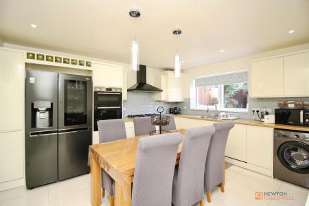 3 bedroom Semi-detached house for sale in Adventurer Way, Thurmaston, LE4