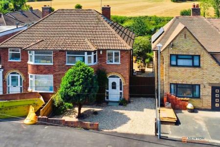 3 bedroom Semi-detached house for sale in Queensgate Drive, Birstall, LE4