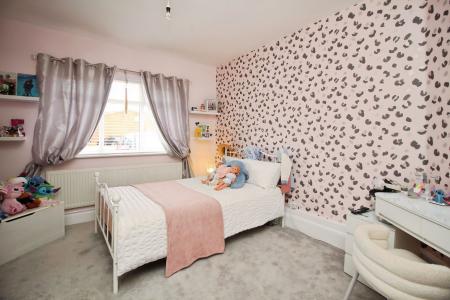 4 bedroom Detached bungalow for sale in Humberstone Lane, Leicester, LE4