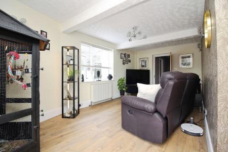 4 bedroom Detached bungalow for sale in Humberstone Lane, Leicester, LE4