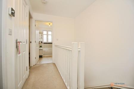 3 bedroom Semi-detached house for sale in Cottesmore Close, Syston, LE7