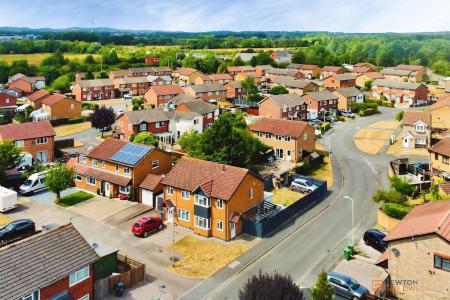 3 bedroom Semi-detached house for sale in Sedgefield Drive, Syston, LE7