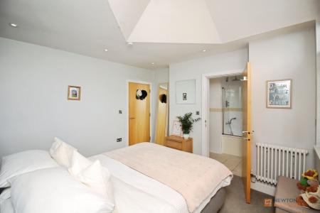 2 bedroom House for sale in Dudley Whenham Close, Syston, LE7