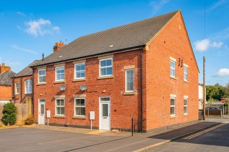 2 bedroom Terraced House for sale in Nelson Street, Syston, LE7