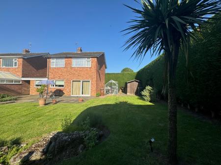 3 bedroom Detached house for sale in Fletchers Way, East Goscote, LE7