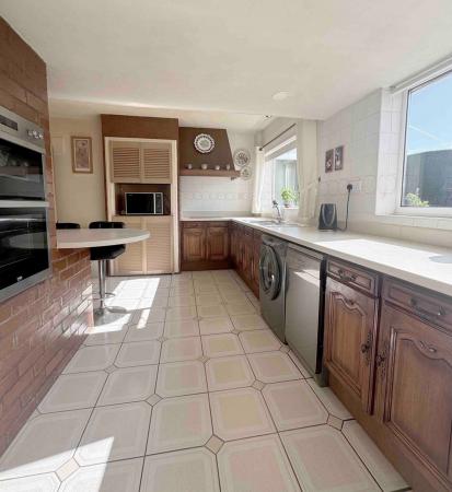 3 bedroom Detached house for sale in Fletchers Way, East Goscote, LE7