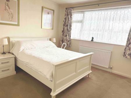 3 bedroom Detached house for sale in Fletchers Way, East Goscote, LE7