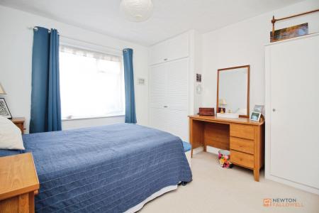 2 bedroom End of terrace house for sale in Gwendolin Avenue, Birstall, LE4