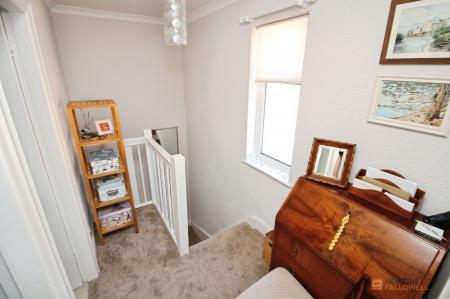 2 bedroom End of terrace house for sale in Gwendolin Avenue, Birstall, LE4