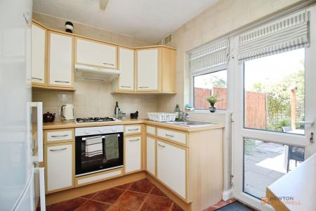 2 bedroom End of terrace house for sale in Gwendolin Avenue, Birstall, LE4