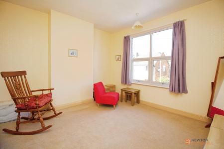 2 bedroom Terraced House for sale in Wellington Street, Syston, LE7