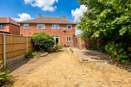 3 bedroom Semi-detached house for sale in The Ringway, Queniborough, LE7