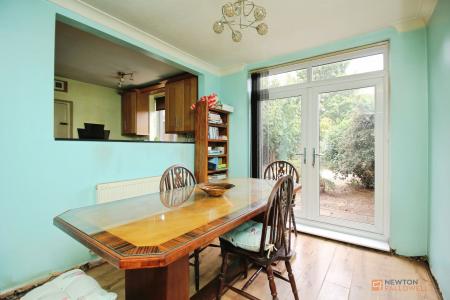 3 bedroom Semi-detached house for sale in The Ringway, Queniborough, LE7