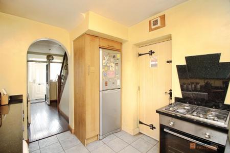 3 bedroom Semi-detached house for sale in The Ringway, Queniborough, LE7