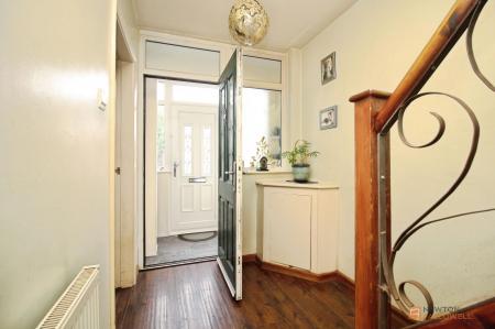 3 bedroom Semi-detached house for sale in The Ringway, Queniborough, LE7
