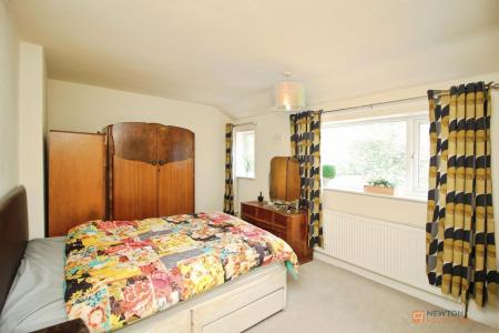 3 bedroom Terraced House for sale in Keyham Lane West, Netherhall, Leicester, LE5
