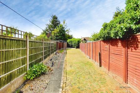 3 bedroom Terraced House for sale in Keyham Lane West, Netherhall, Leicester, LE5