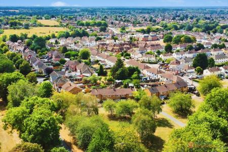 3 bedroom Terraced House for sale in Keyham Lane West, Netherhall, Leicester, LE5