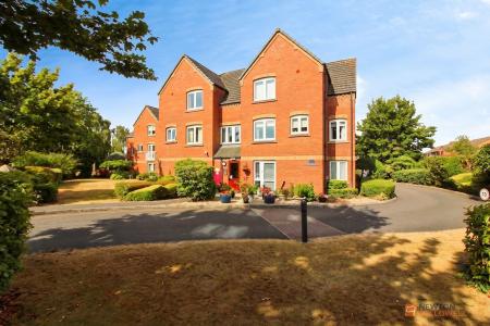 1 bedroom Flat for sale in Forge Court, Syston, LE7