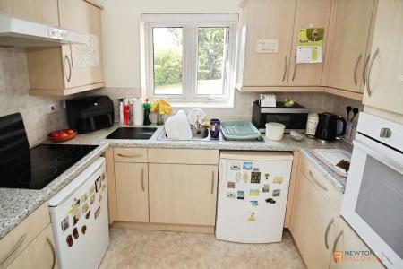 1 bedroom Flat for sale in Forge Court, Syston, LE7