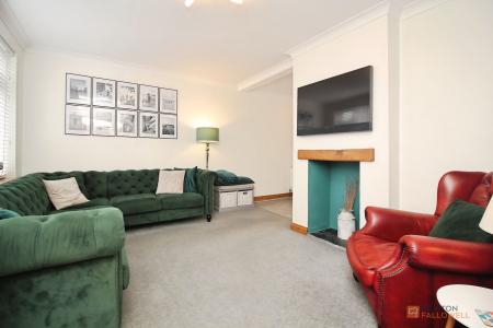 5 bedroom Detached house for sale in Goodes Lane, Syston, LE7