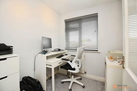 5 bedroom Detached house for sale in Goodes Lane, Syston, LE7