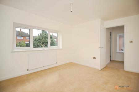 4 bedroom Semi-detached house for sale in Ferndale Road, Thurmaston, LE4