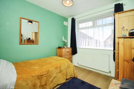 2 bedroom Semi-detached bungalow for sale in Goodes Avenue, Syston, LE7