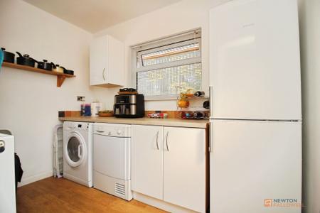 2 bedroom Semi-detached bungalow for sale in Goodes Avenue, Syston, LE7