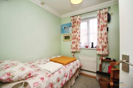 2 bedroom Flat for sale in Riverdale Close, Syston, LE7