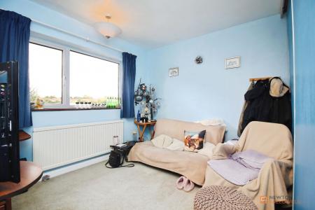 3 bedroom Semi-detached house for sale in Allington Drive, Birstall, LE4