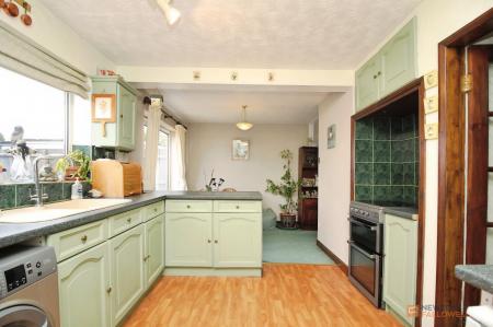 3 bedroom Semi-detached house for sale in Allington Drive, Birstall, LE4