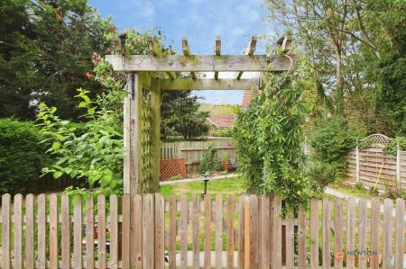 2 bedroom Detached bungalow for sale in Primrose Way, Queniborough, LE7