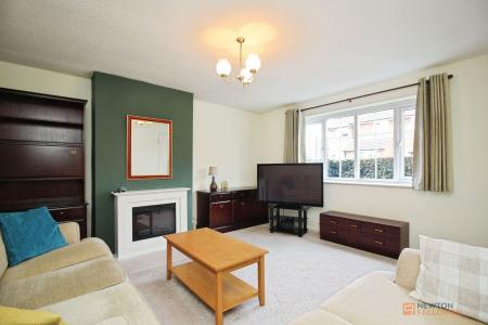 3 bedroom Semi-detached house for sale in Paske Avenue, Gaddesby, LE7