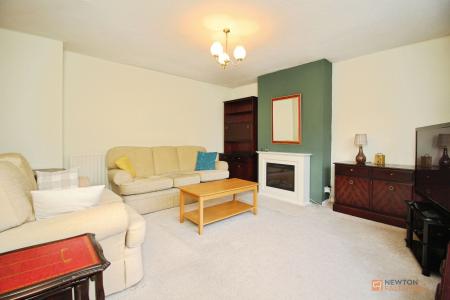 3 bedroom Semi-detached house for sale in Paske Avenue, Gaddesby, LE7