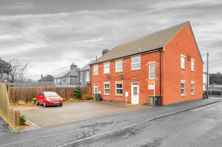 6 bedroom Detached house for sale in A block of four maisonettes located in the heart of Syston!