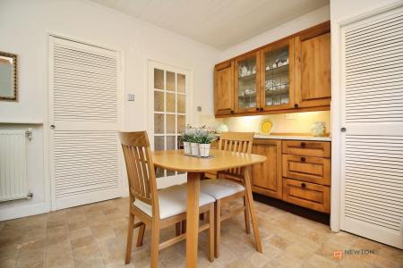 2 bedroom Detached bungalow for sale in The Meadway, Syston, LE7