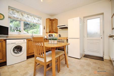 2 bedroom Detached bungalow for sale in The Meadway, Syston, LE7