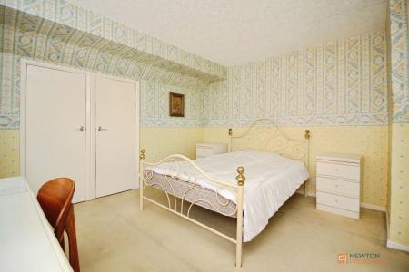 3 bedroom Detached house for sale in Broome Avenue, East Goscote, LE7
