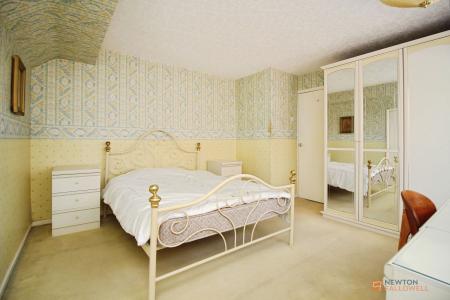 3 bedroom Detached house for sale in Broome Avenue, East Goscote, LE7