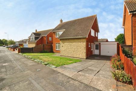 3 bedroom Detached house for sale in Broome Avenue, East Goscote, LE7