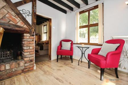 2 bedroom Semi-detached house for sale in Church Lane, Thurmaston, LE4
