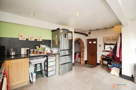 2 bedroom Semi-detached house for sale in Church Lane, Thurmaston, LE4
