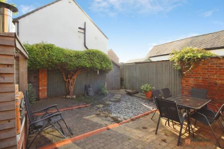 2 bedroom Semi-detached house for sale in Church Lane, Thurmaston, LE4